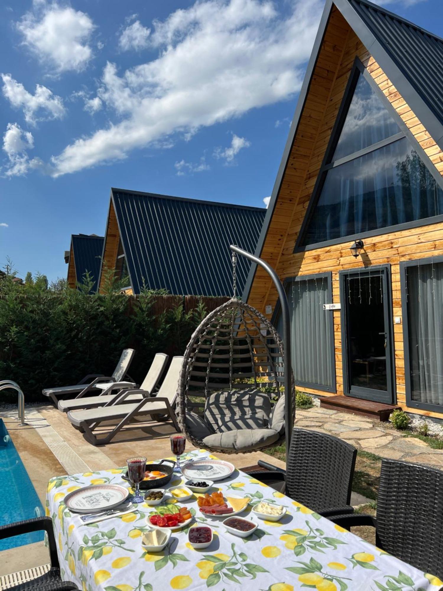 Teona Kartepe Bungalov Ngoại thất bức ảnh